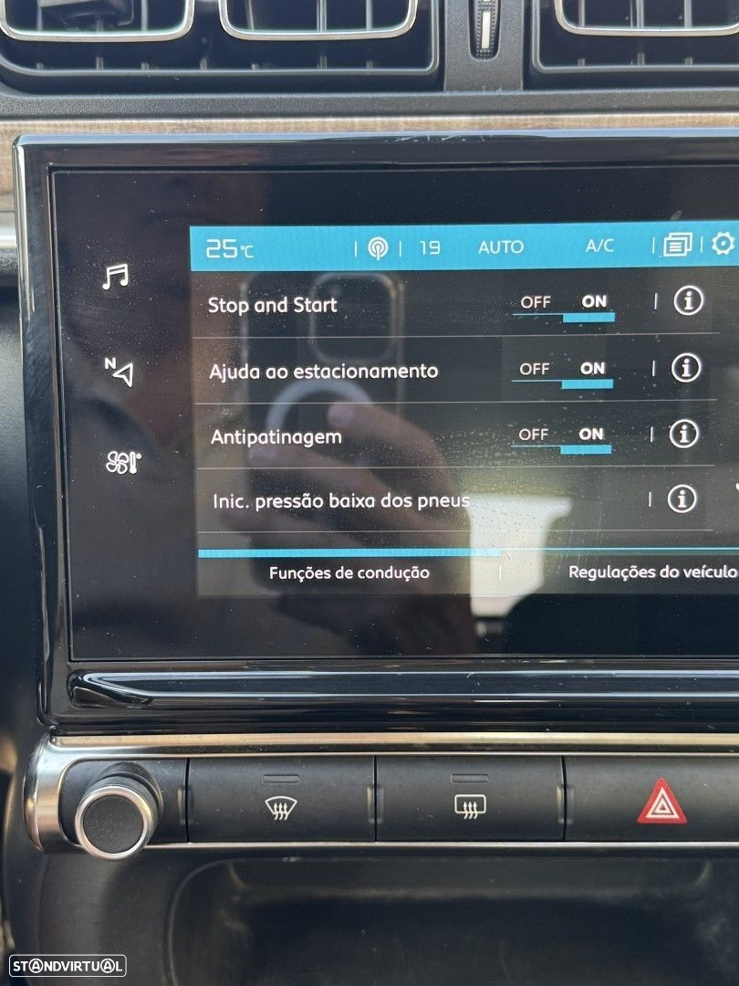 Citroën C3 1.2 PureTech Shine Pack EAT6 - 13