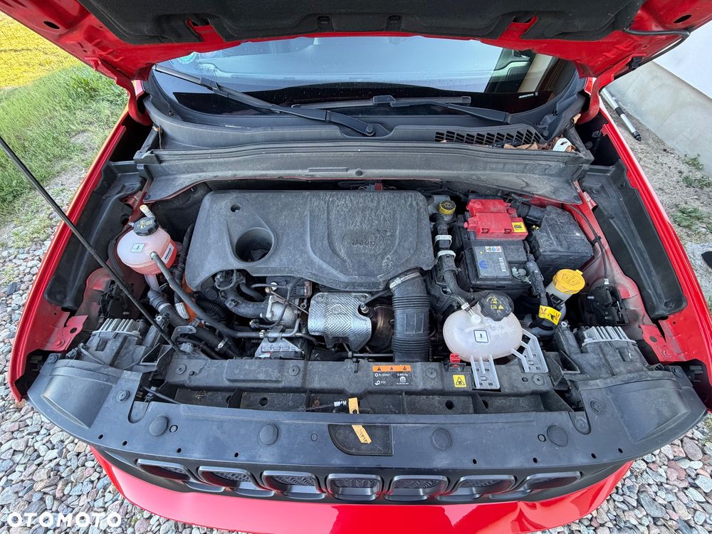 Jeep Renegade 1.3 T-GDI 4xe Automatik High Upland - 32