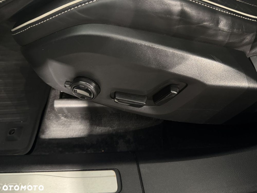 Volvo XC 60 - 29