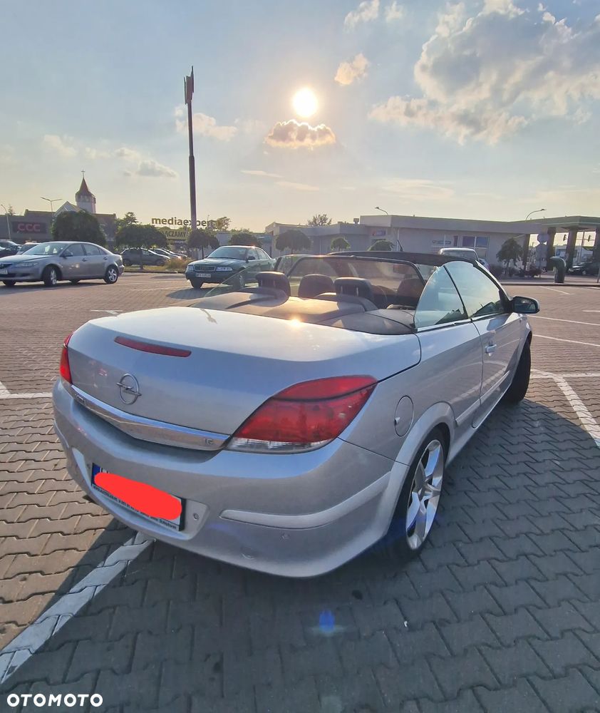 Opel Astra 1.6 Enjoy - 17