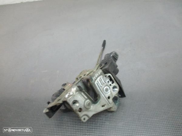 Fecho Porta Frente Dto Mercedes-Benz C-Class (W202) - 5