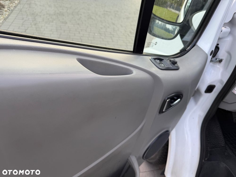 Opel VIVARO / 2.0 dCi / L2H1 / Klima / TRAFIC / 2x drzwi odsuwane - 16