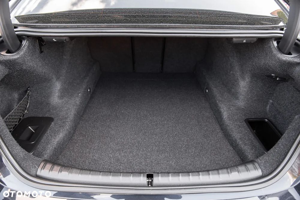 BMW Seria 5 520d M Sport Edition - 33