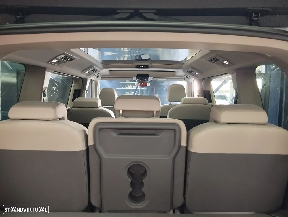 Volkswagen Multivan 1.5 TSI e-Hybrid Life DSG — fotografia 24