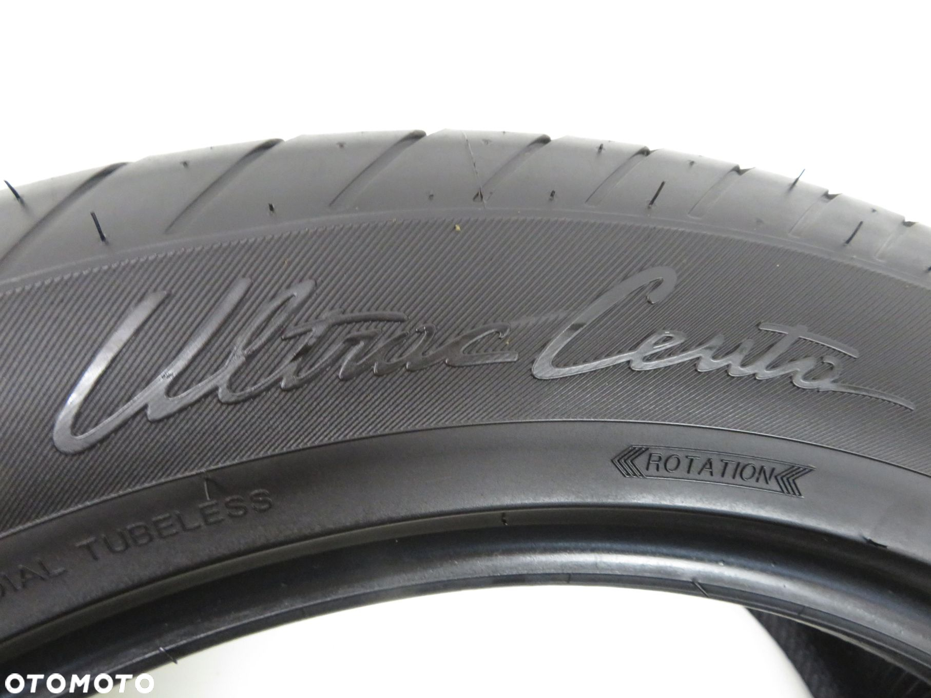 215/55R17 OPONA LETNIA Vredestein Ultrac Cento 94Y - 2