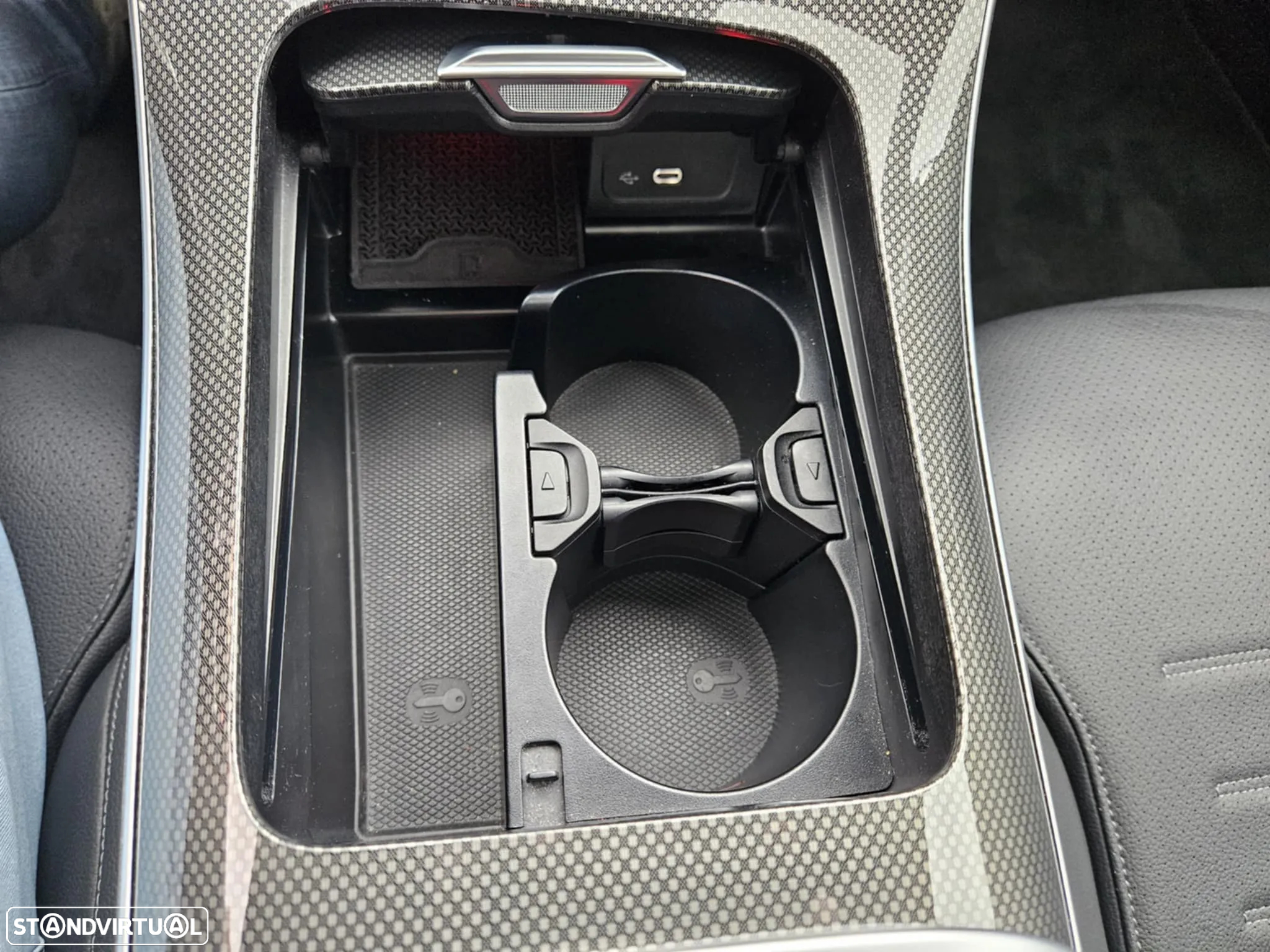 Mercedes-Benz C 300 de AMG Line - 28