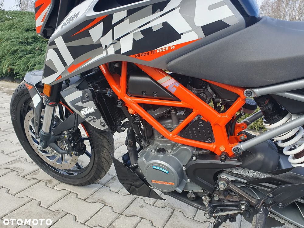 KTM Duke - 32