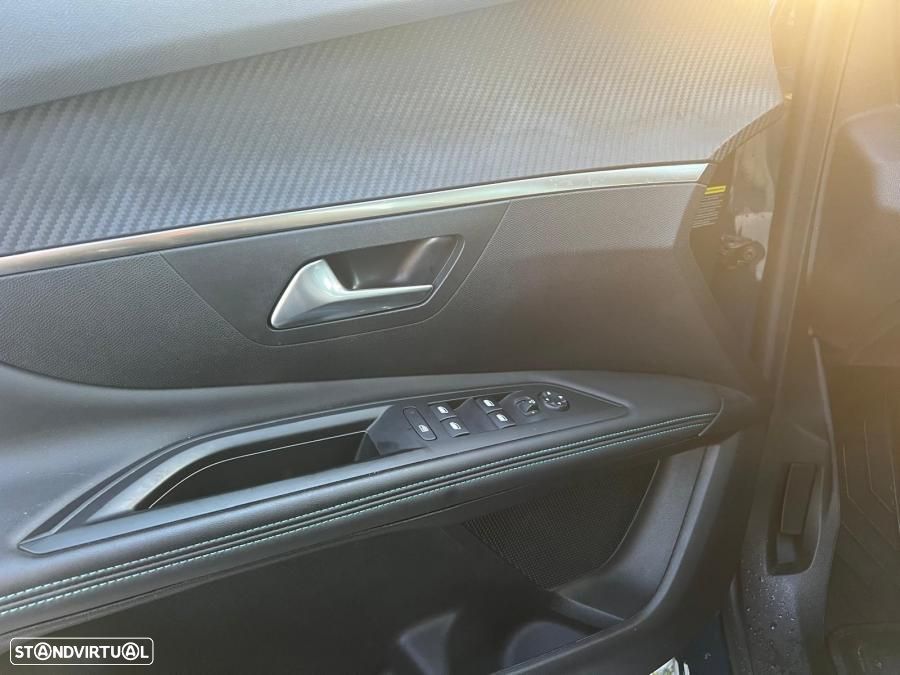 Peugeot 3008 1.6 Hybrid Active Pack e-EAT8 - 11