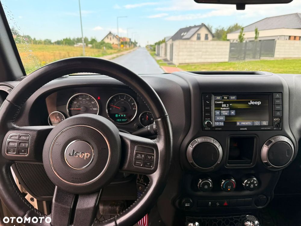 Jeep Wrangler - 5