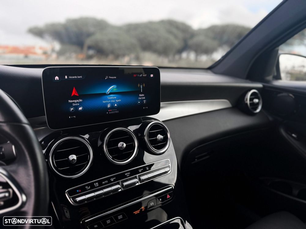 Mercedes-Benz GLC 300 e Coupé 4Matic - 15