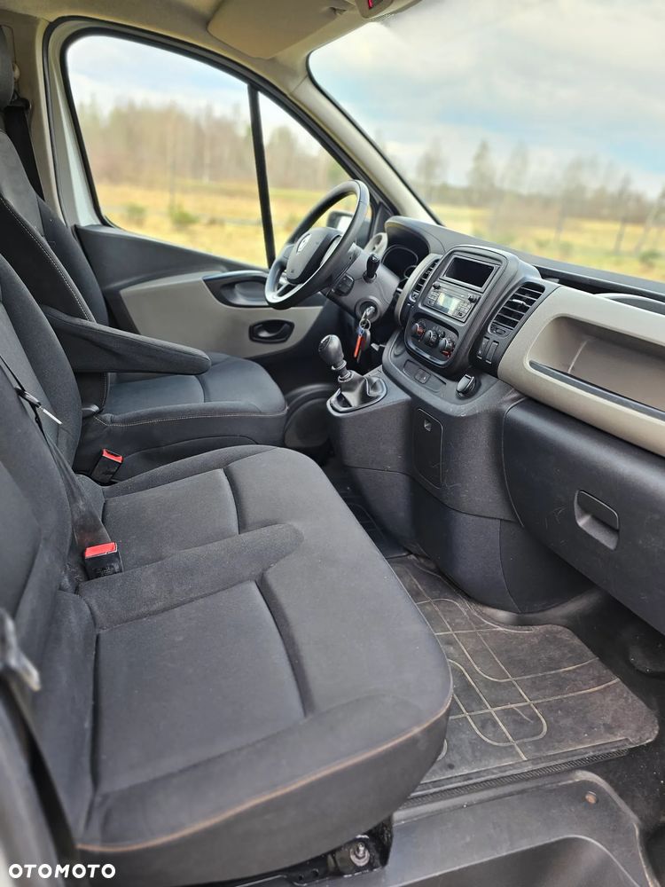 Renault Trafic - 11