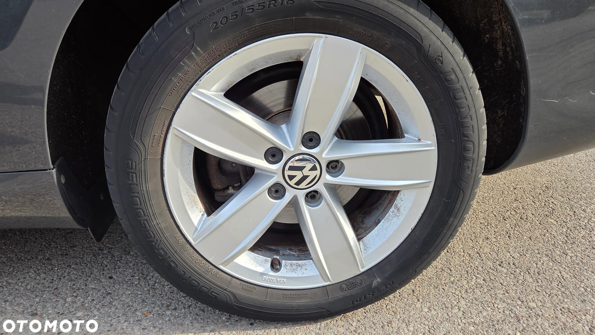 Volkswagen Passat - 14