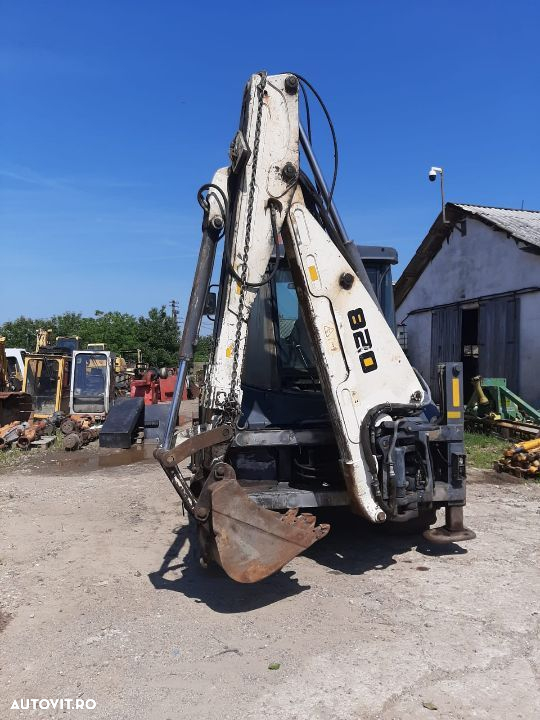 Cupa multifunctionala Terex 820 - 4