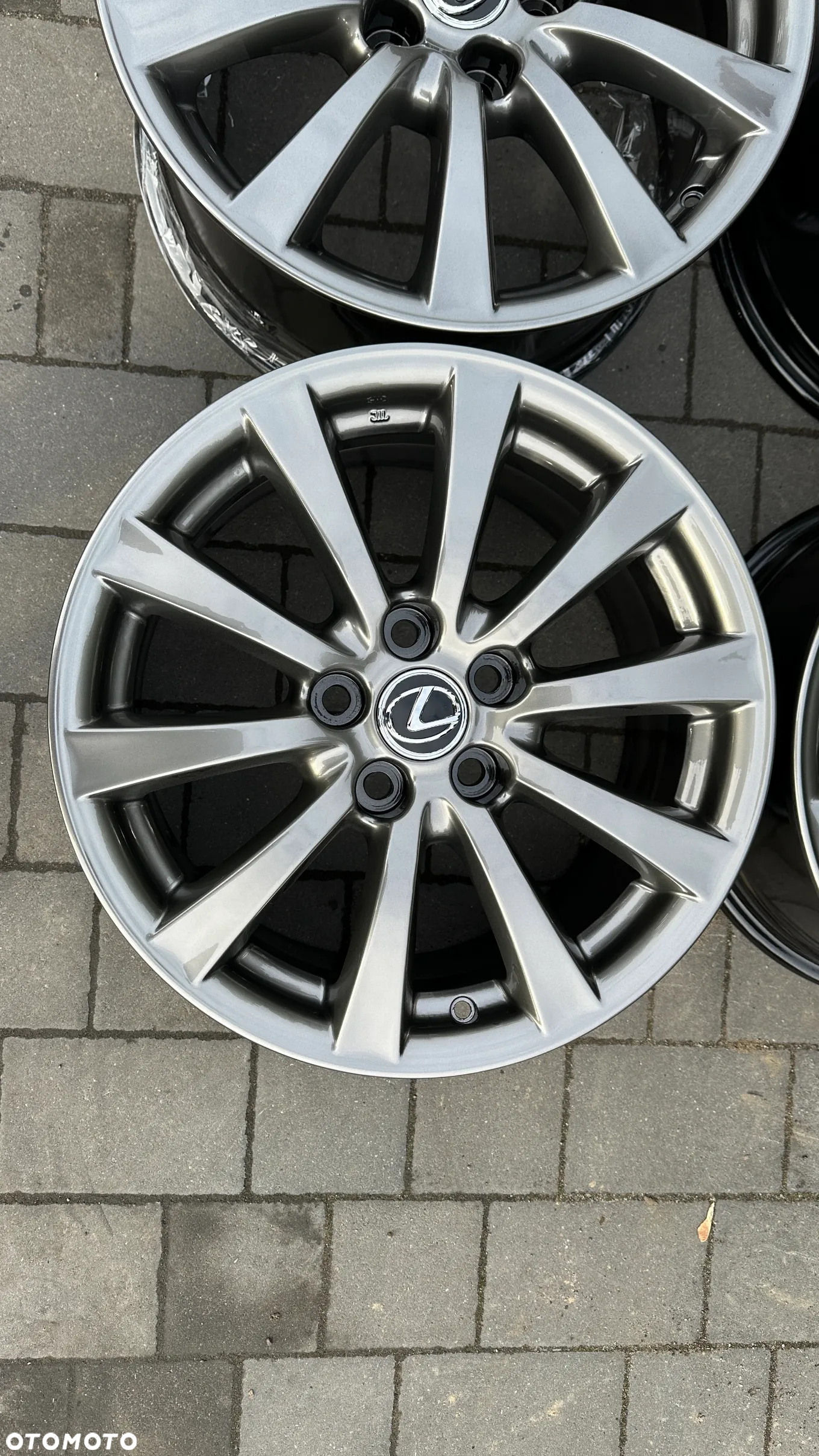 FELGI ALUMINIOWE Lexus Toyota r17 kola alufelgi 5x114.3 GRAFIT ET45 8JX17H2 - 2