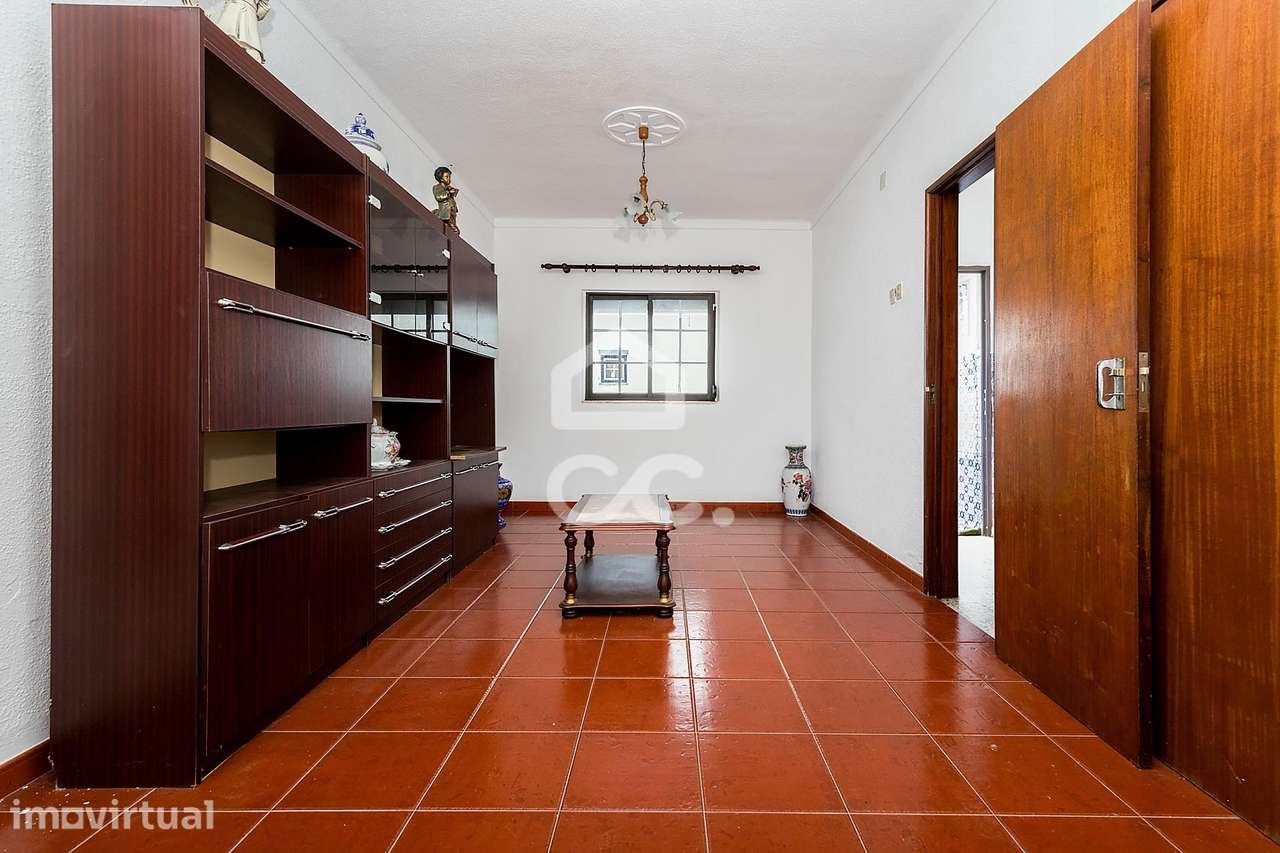 Moradia térrea T2 com quintal | Oportunidade de investimento no Sabugu - Grande imagem: 3/50