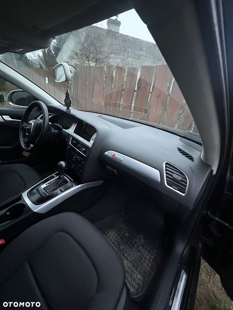 Audi A4 Avant 2.0 TDI DPF multitronic S line Sportpaket - 6