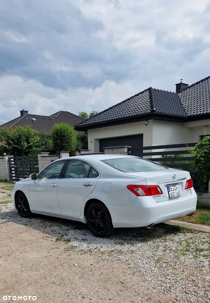 Lexus ES - 2