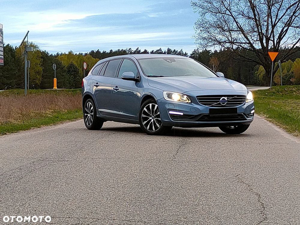 Volvo V60 D4 Geartronic Summum - 3