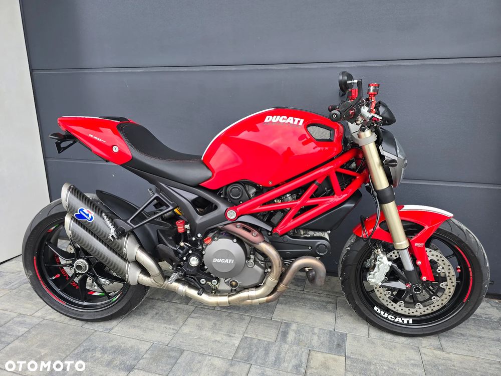 Ducati Monster - 2