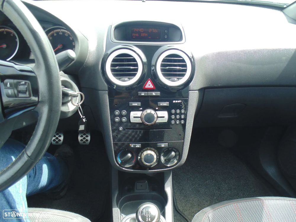 Opel Corsa 1.2 Black Edition 129g - 25