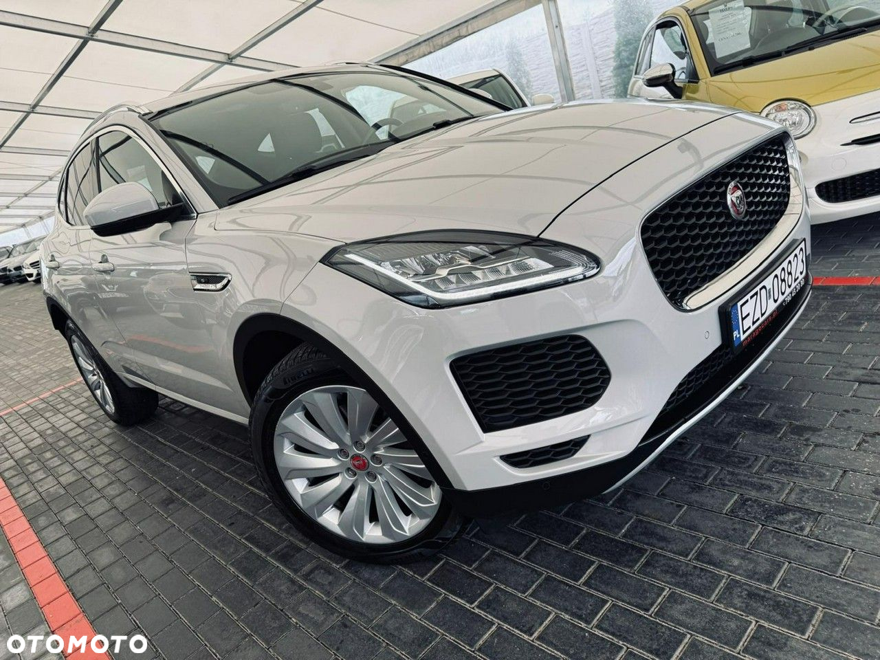 Jaguar E-Pace - 3