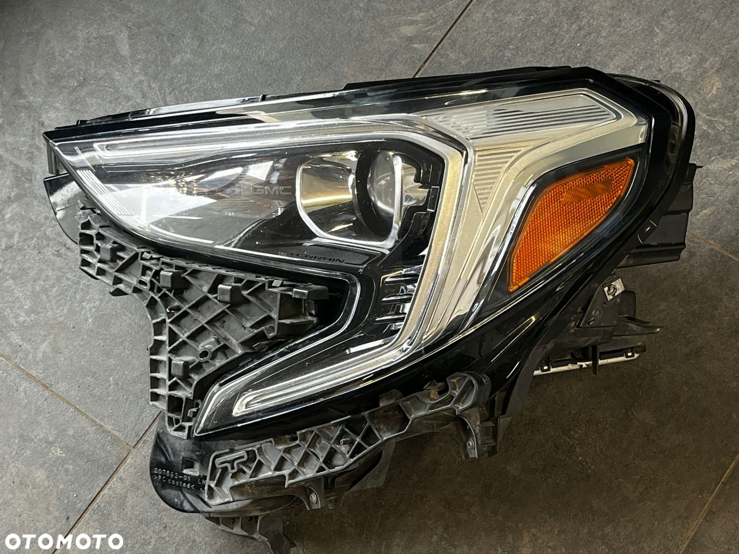 Lampa lewa przednia GMC TERRAIN LED XENON kompletna - 3