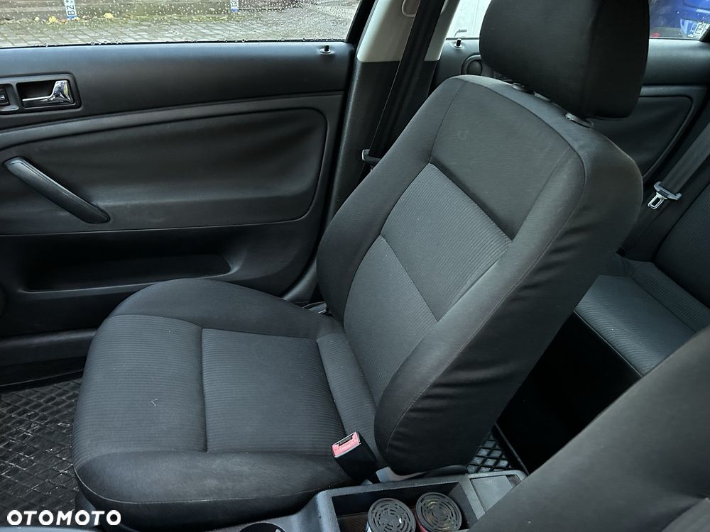 Volkswagen Passat - 7