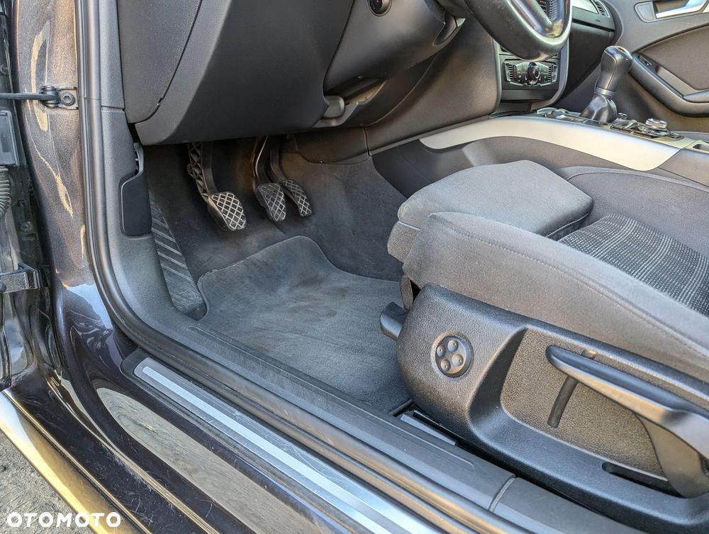 Audi A4 Avant 2.0 TDI - 12