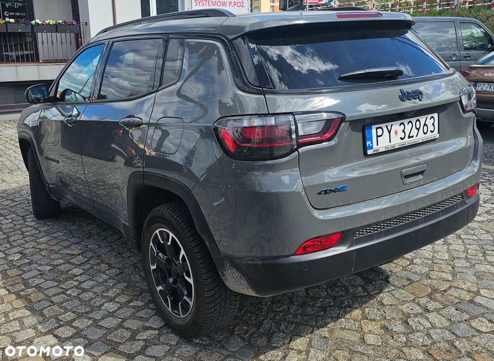 Jeep Compass - 4