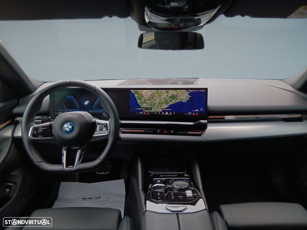 BMW 530 e Pack Desportivo M - 11