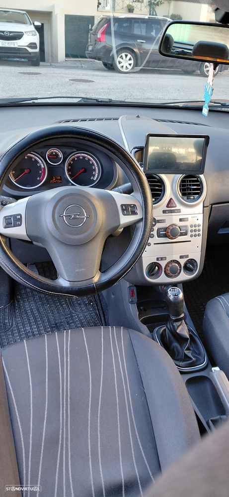 Opel Corsa 1.2 Cosmo - 11