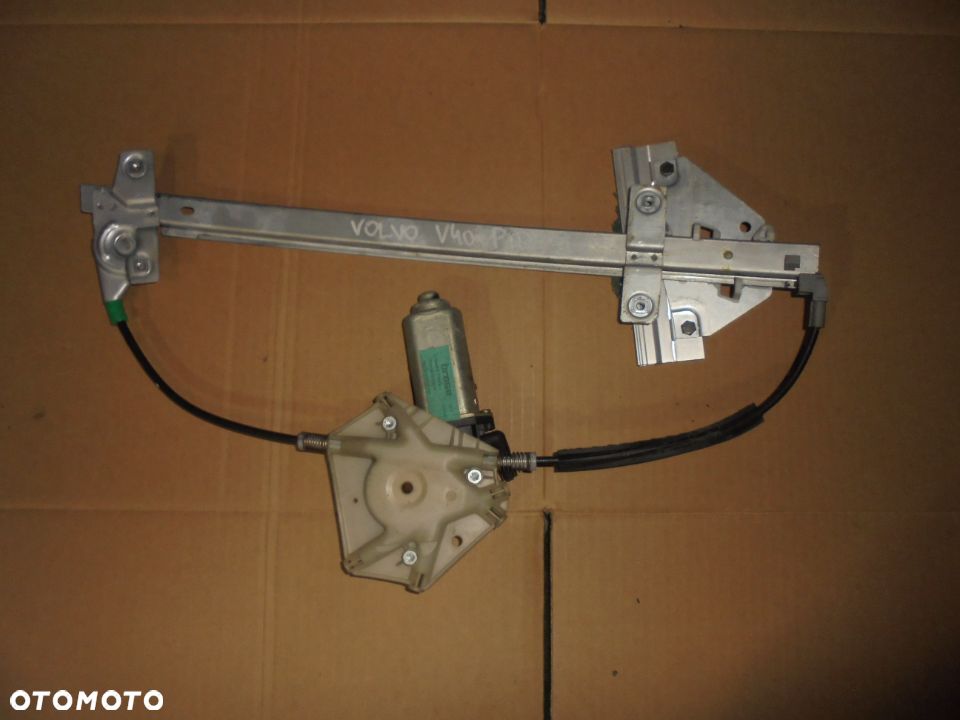 MECHANIZM PODNOSNIK SZYBY PRAWY PRZOD VOLVO V40