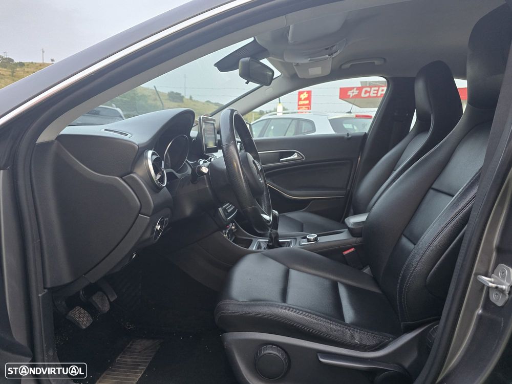 Mercedes-Benz CLA 180 CDI - 7