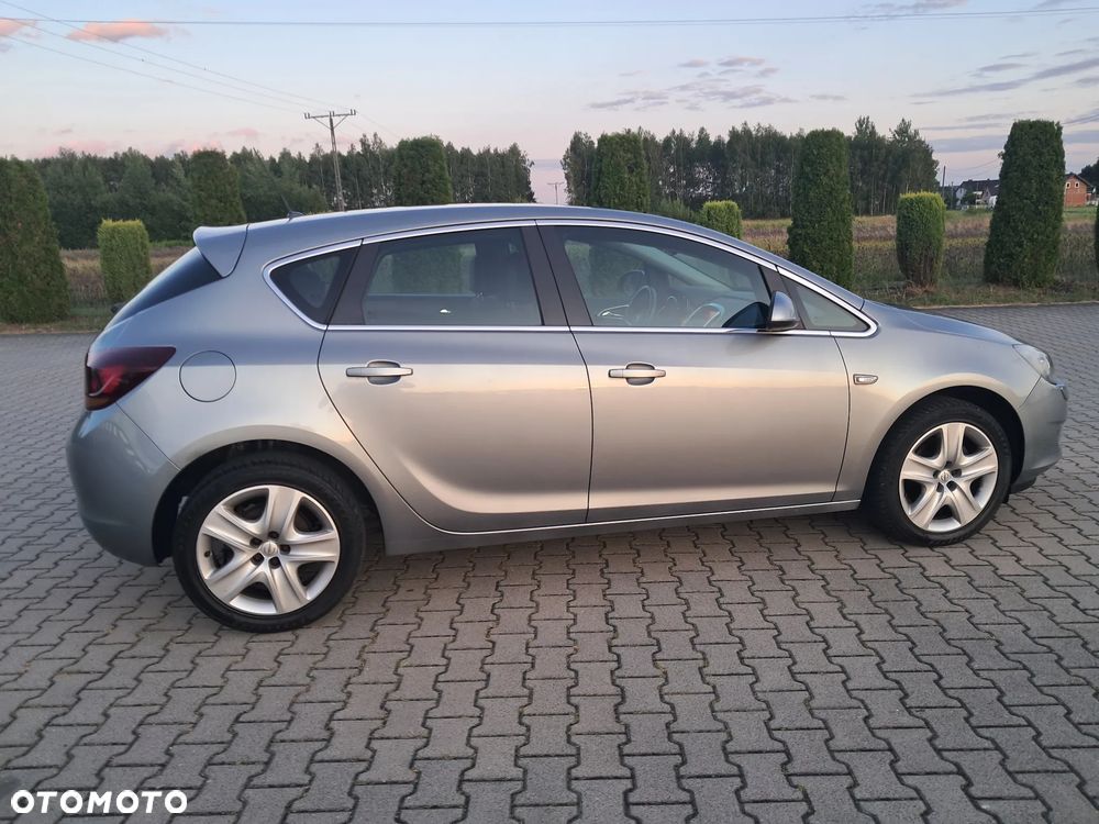 Opel Astra 1.4 Turbo Innovation - 12