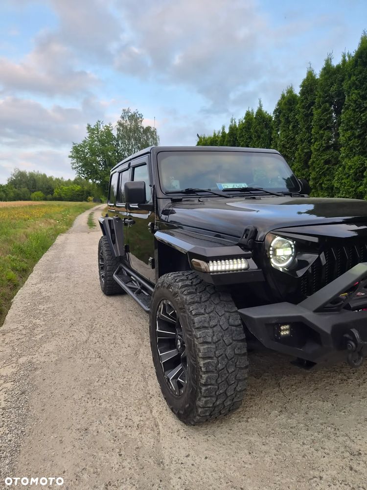 Jeep Wrangler Unlimited 3.6 Automatik Sahara - 8