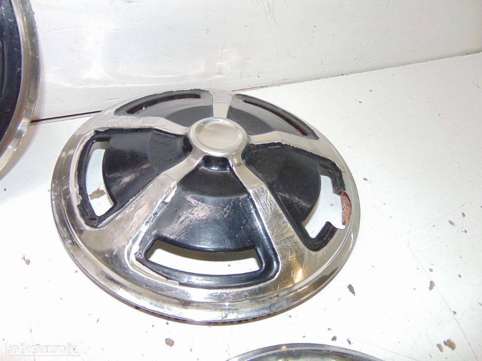 Antigos e clássicos tampões de roda - 6