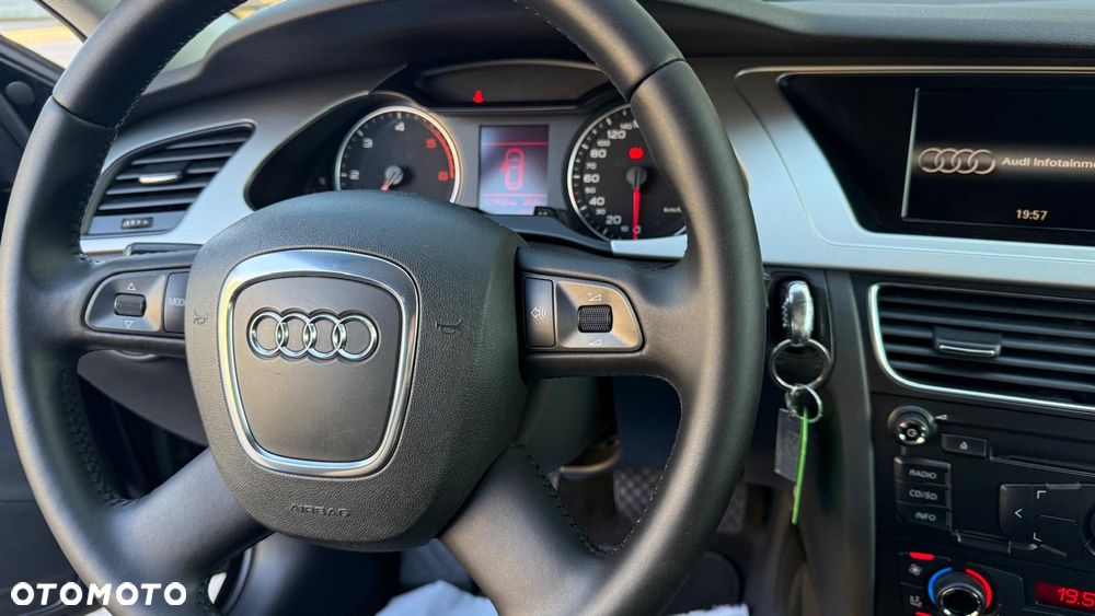 Audi A4 Avant 2.0 TDI - 35
