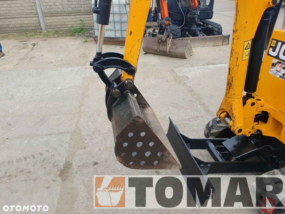 JCB 8008 - 13