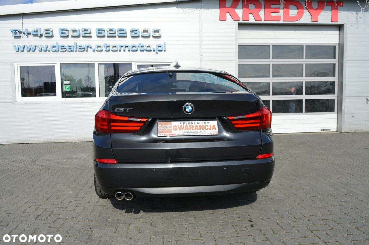 BMW 5GT - 12