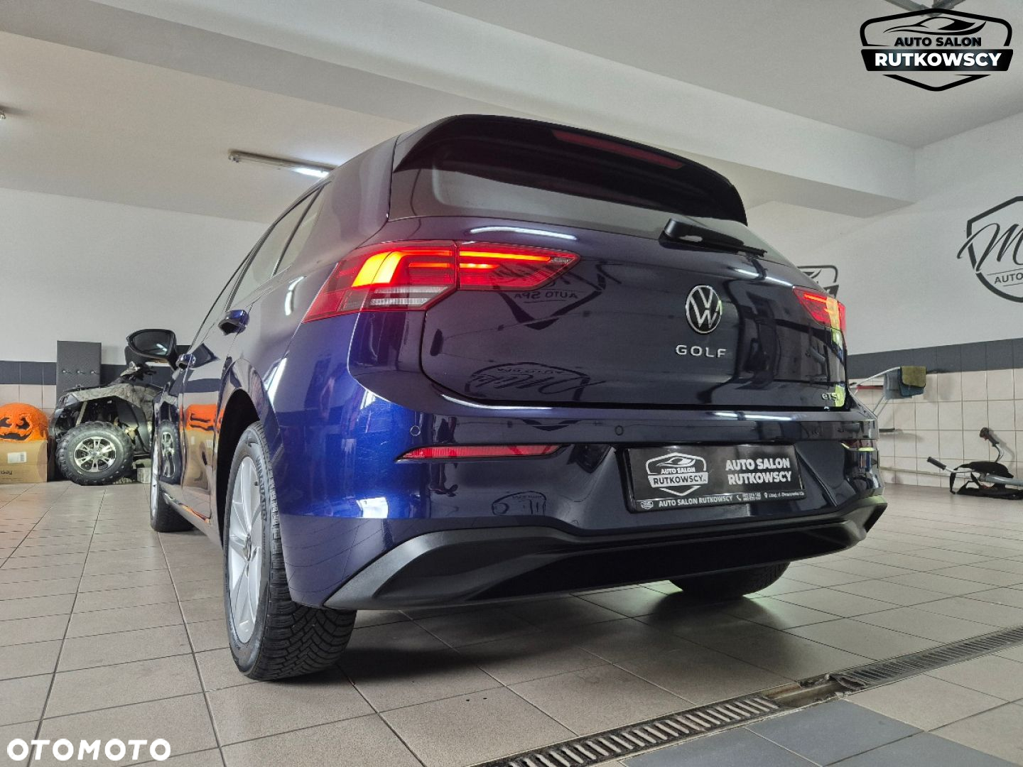Volkswagen Golf - 15