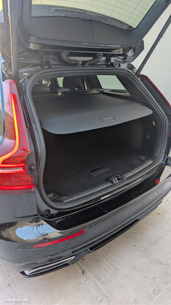 Volvo V60 2.0 T6 AWD TE R-Design - 18