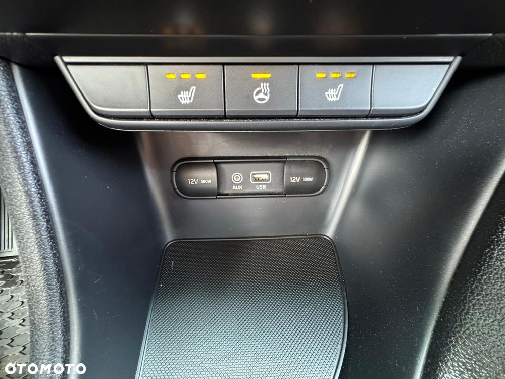 Kia Sportage 1.6 GDI 2WD DREAM-TEAM EDITION - 37