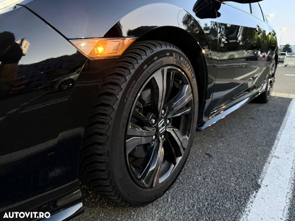 Honda Civic 1.5 VTEC Turbo CVT Sport Plus - 10