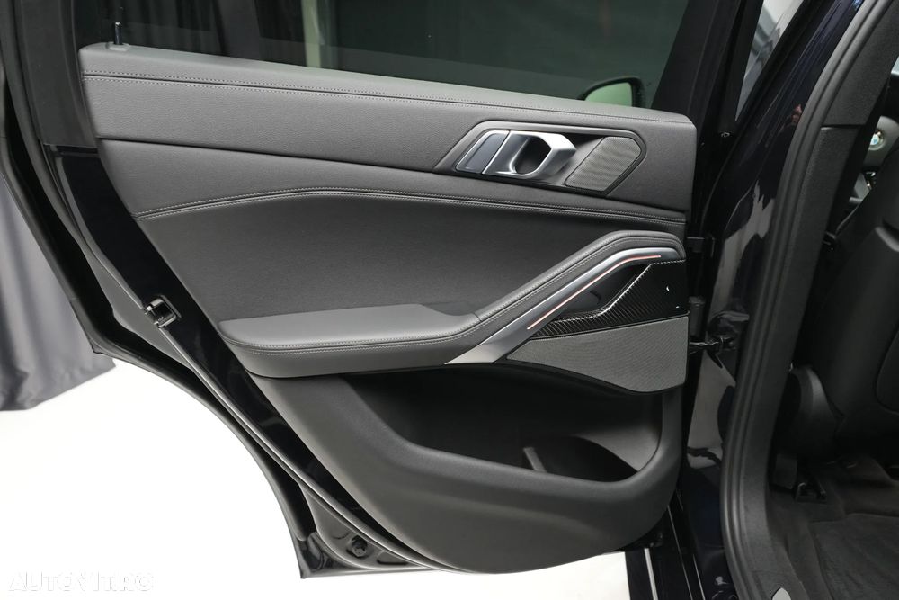 BMW X6 xDrive40i - 26