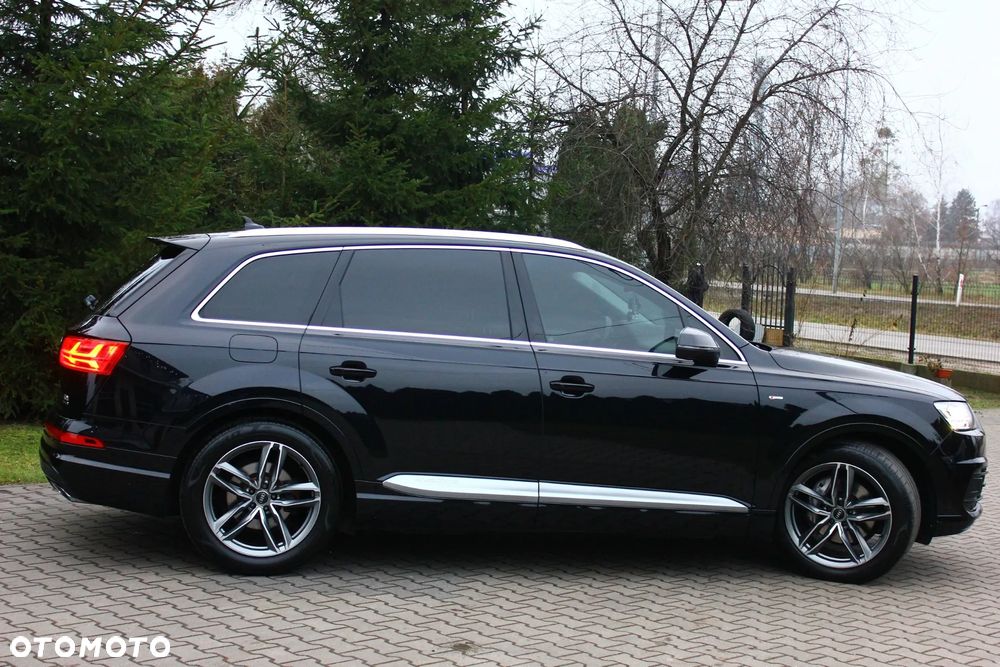 Audi Q7 - 13