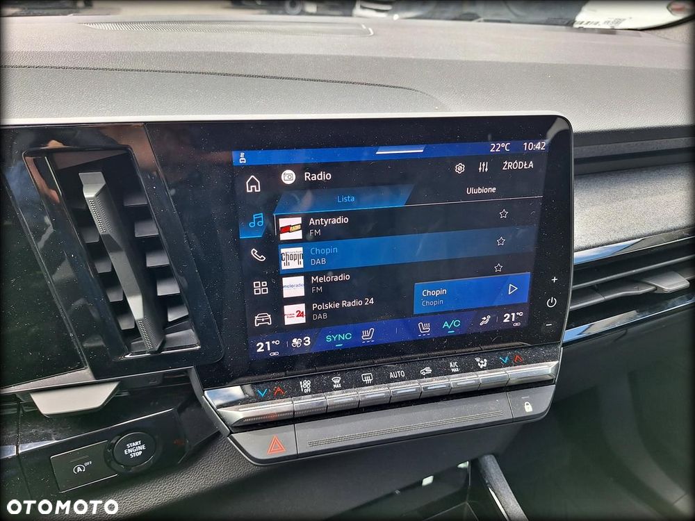 Renault Austral 1.3 TCe mHEV Evolution - 23