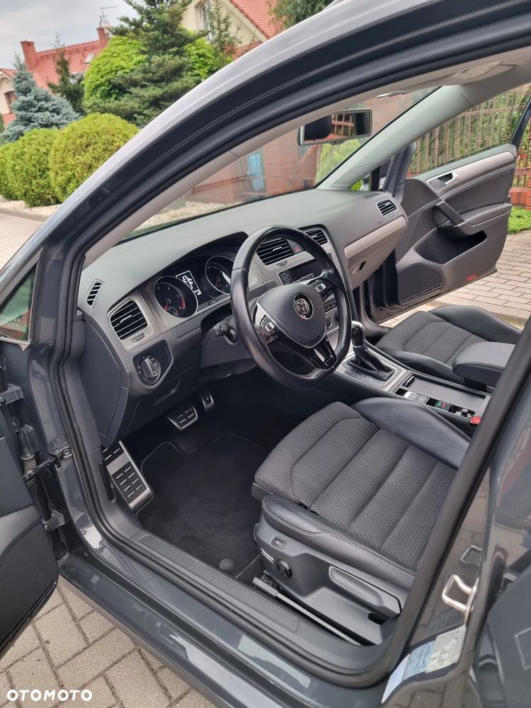 Volkswagen Golf - 3