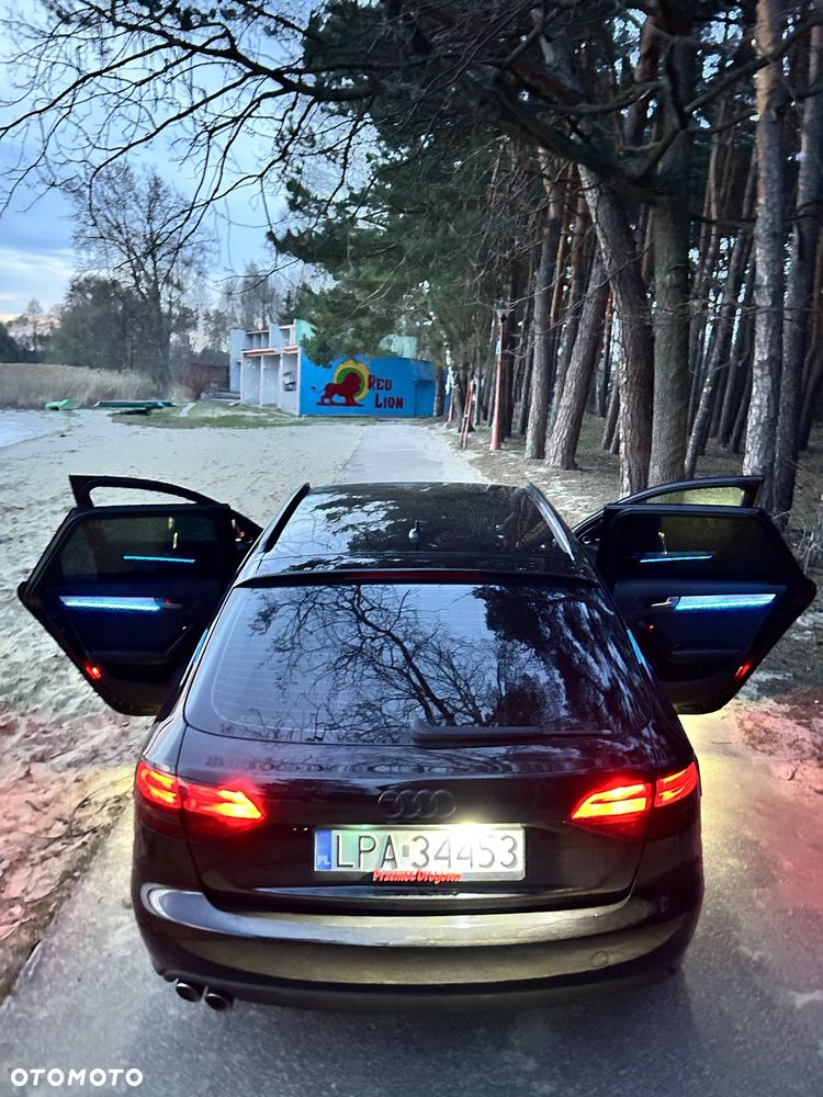 Audi A4 Avant 2.0 TDI - 9