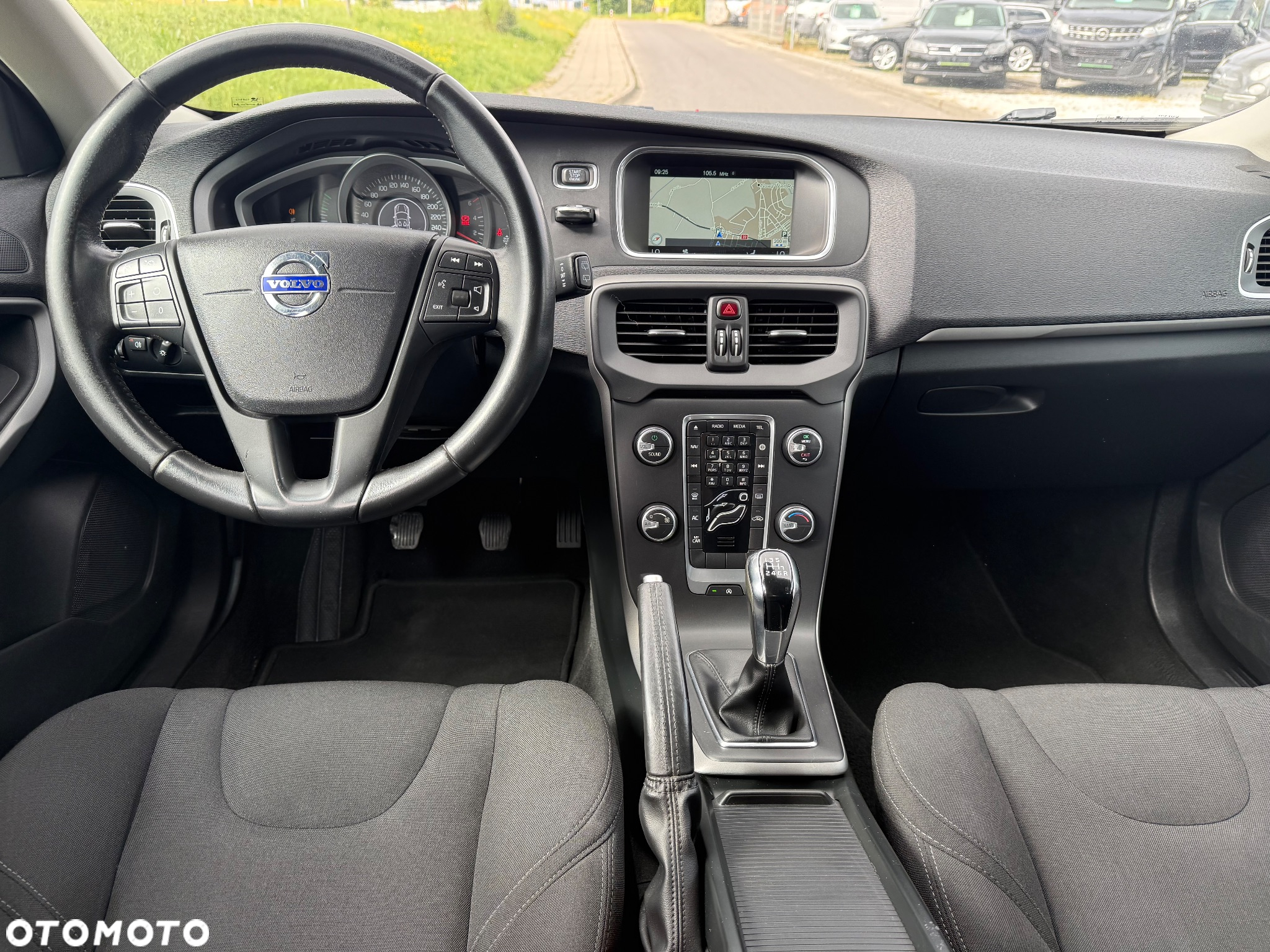 Volvo V40 D2 Drive-E Dynamic Edition - 9