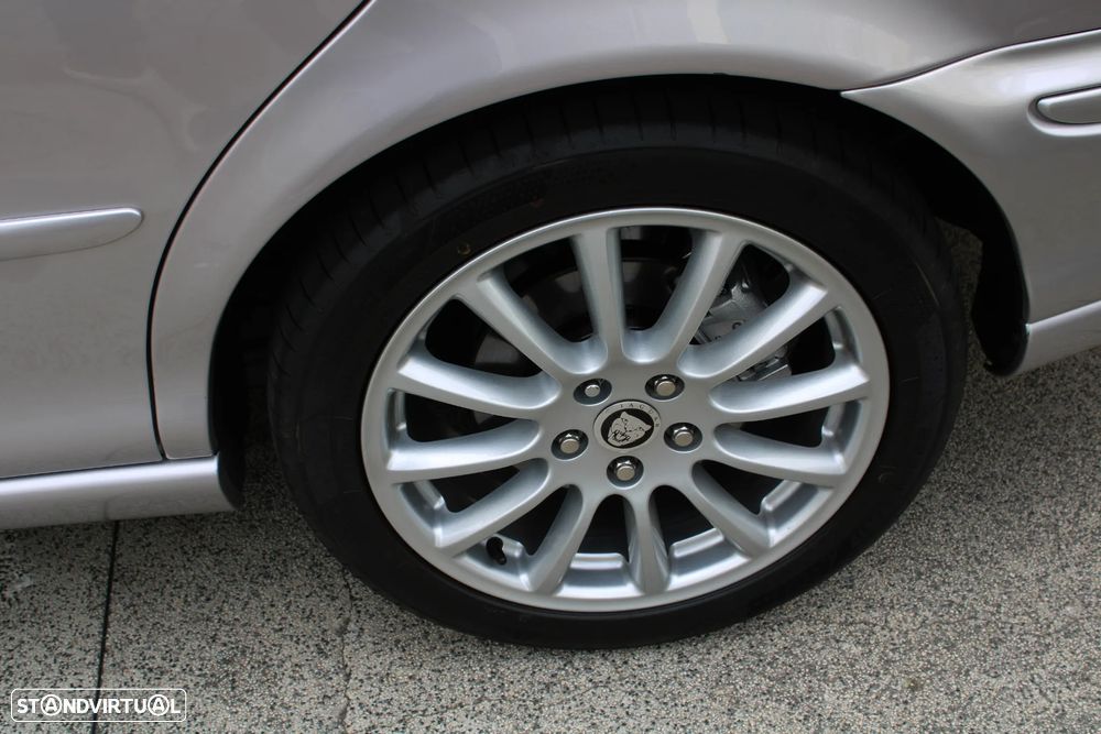 Jaguar X-Type 2.2 D Classic - 49